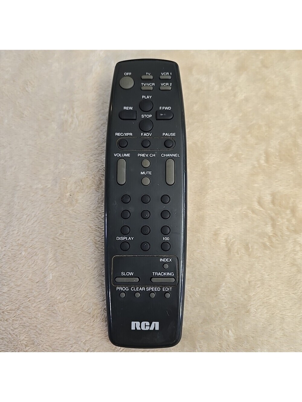 RCA TV/VCR, Remote Control UM-3/R6/AA. Used